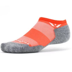 Swiftwick MAXUS Zero Socks