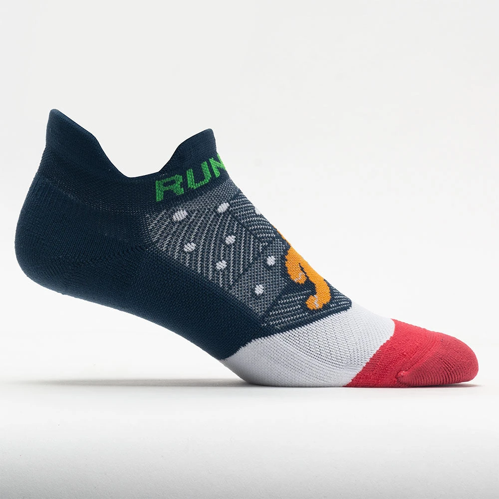 Feetures Elite Light Cushion No Show Tab Gingerbread Edition Socks - Image 3